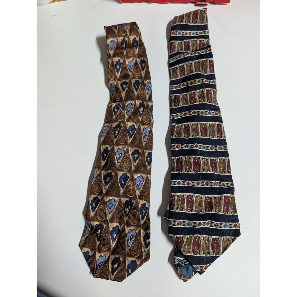 JT Beckett 2 Men's 100% Silk Neckties Abstract Geometric Blue Brown Red Vintage